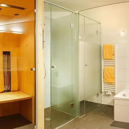 Penthouse In Near Lift Apartamento *