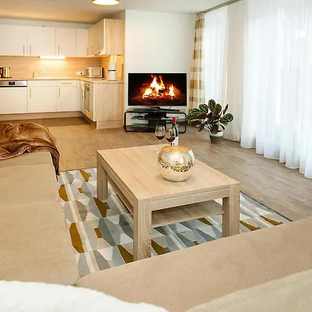 公寓 Penthouse In Near Lift 涅德劳