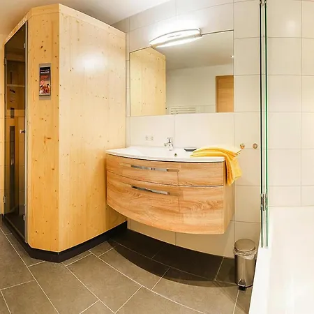 Penthouse In Near Lift * 涅德劳